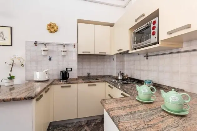 Nice and Cozy Apartment in Crocetta by Wonderful Italy