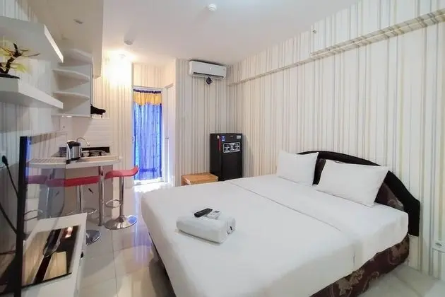 Nice And Cozy Studio At Bassura City Apartment - Oda