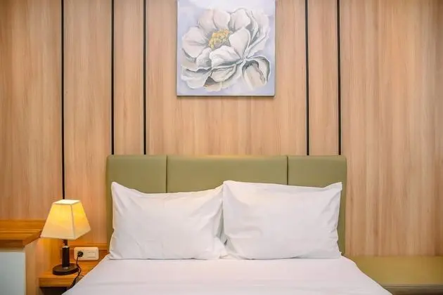 Nice And Cozy Studio At Evenciio Apartment