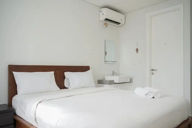 Nice and Elegant Studio at Paddington Heights Apartment