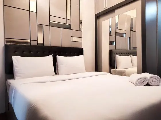 Nice And Elegant Studio At Vida View Makassar Apartment