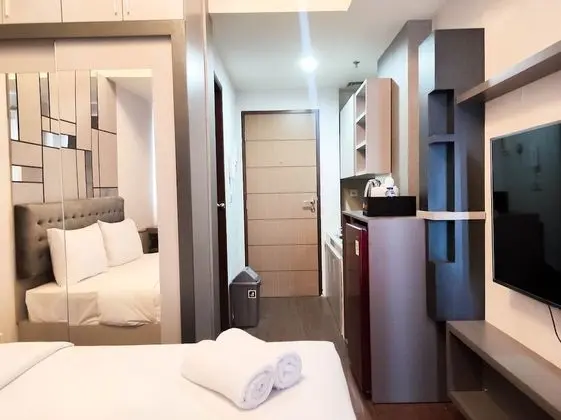 Nice And Elegant Studio At Vida View Makassar Apartment - İç Mekan