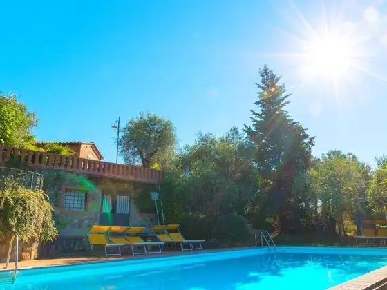Nice Farmhouse in Montecatini Terme with Sauna & Hot Tub - Havuz