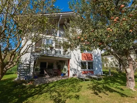 Nice Flat With Sauna, Covered Terrace, Garden and Tree House for Children