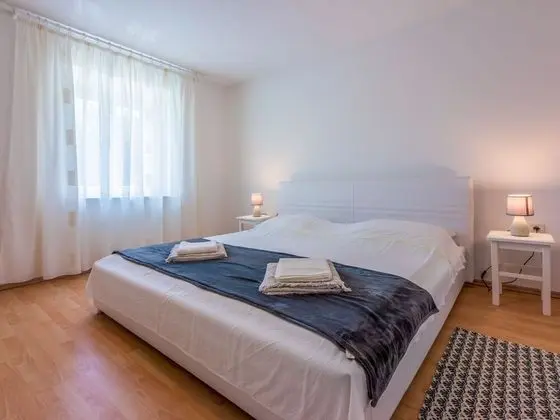 Nice Holiday Home in Drivenik With Terrace - Oda