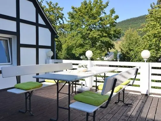 Nice Holiday Home in Schmallenberg-oberkirchen With Terrace - Dış Mekan