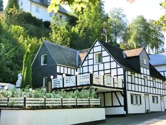 Nice Holiday Home in Schmallenberg-oberkirchen With Terrace - Öne Çıkan Resim