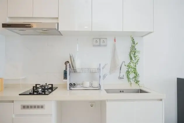 Nice And Homey 2Br At Sky House Bsd Apartment - Mutfak