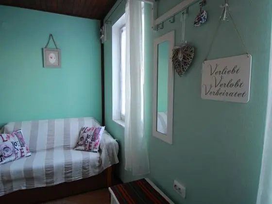 Nice House Apartment With Balcony, 50 m Distant From the Beach !