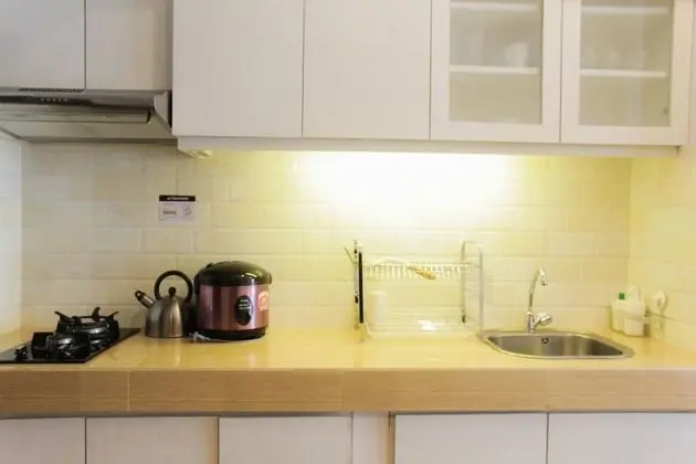 Nice And Minimalist Studio Casa De Parco Apartment Bsd - Mutfak