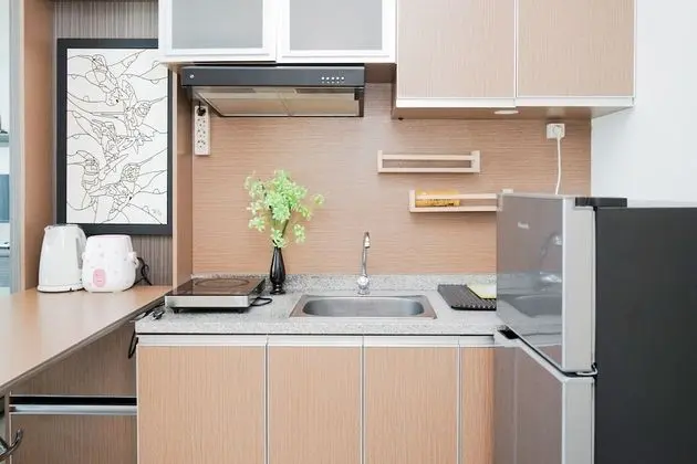 Nice and New 1BR Apartment at Tree Park BSD - Mutfak