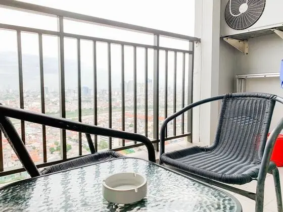 Nice and Private 1BR Apartment at Thamrin Residence - Dış Mekan
