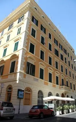 Nice Rome Holiday - Dış Mekan