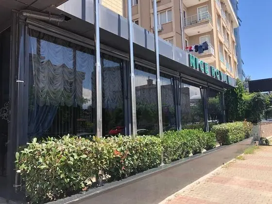 Nice Royal Otel - Dış Mekan