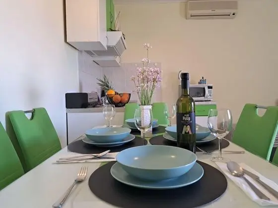 Nice Small Apartment With a sea View - Mutfak