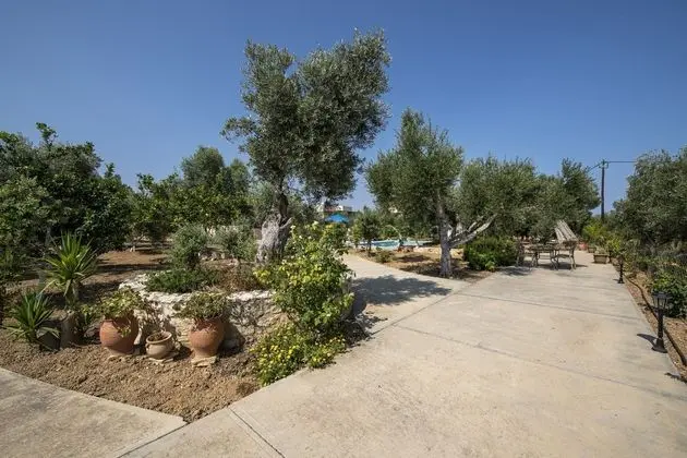 Nice Villa on Small, Beautiful Complex of 3 Villas, Communal Pool, NW Coast - Lobi
