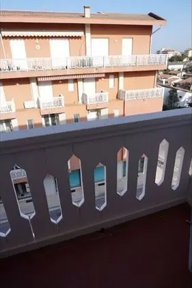 Nice Studio Apartment in a Great Location Near the Beach by Beahost Rentals