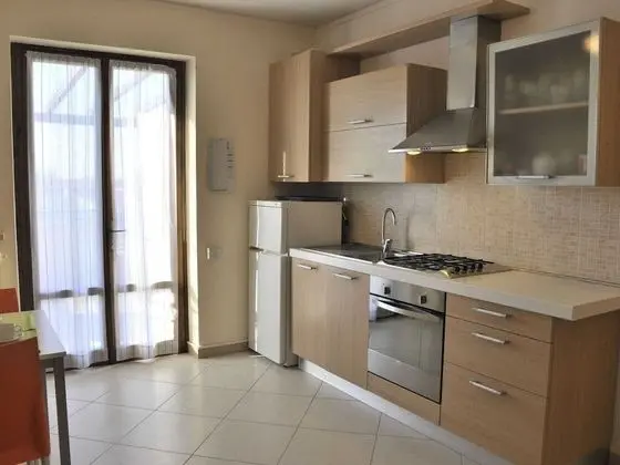 Nicely Decorated Holiday Home With Swimming Pool in Lazise - Mutfak