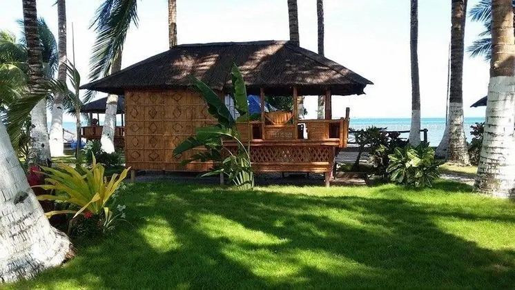 Nichos Island Resort