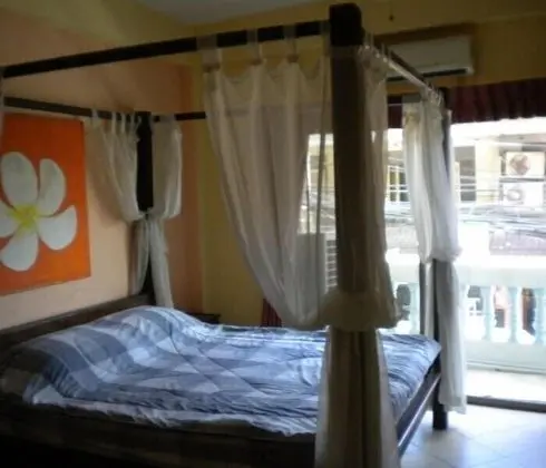 Nicky's Guesthouse - Oda
