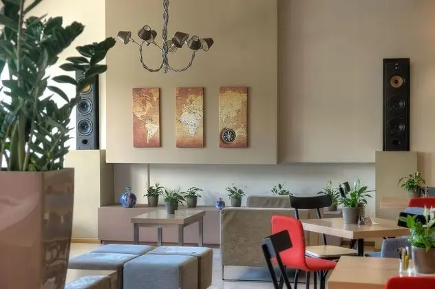 Nidimos Hotel