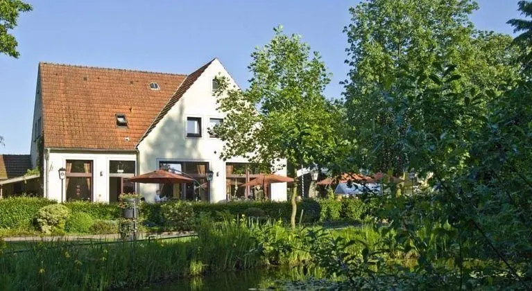 Nierswalder Landhaus/ Alte Schule