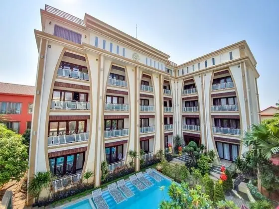 The Night Hotel - Dış Mekan