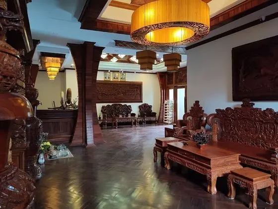 The Night Hotel - Lobi
