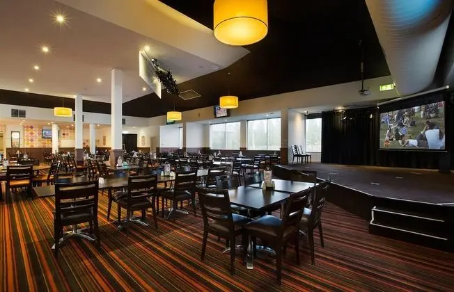 Nightcap at Gateway Hotel - Yerinde Yemek