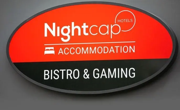 Nightcap at Hendon Hotel - Genel