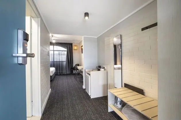 Nightcap at Springwood Hotel - Oda