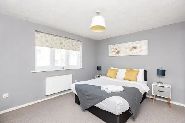 Nightingale Suite by Kasar Stays