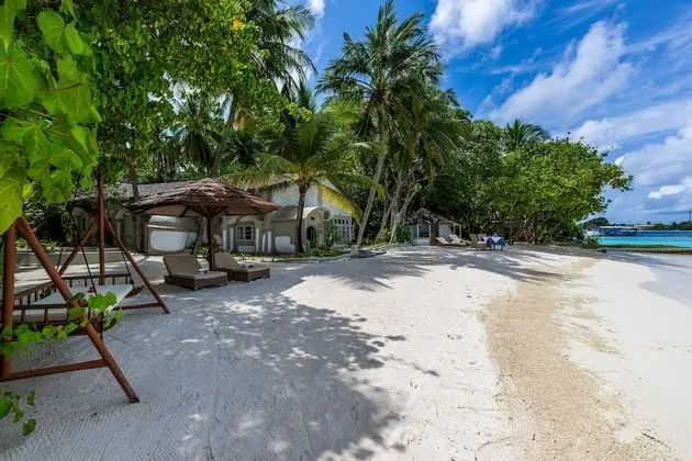 Nika Island Resort & Spa