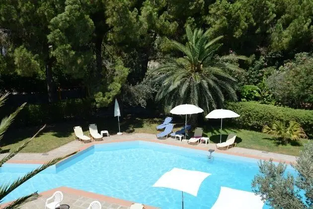 Niki Hotel Apartments - Havuz