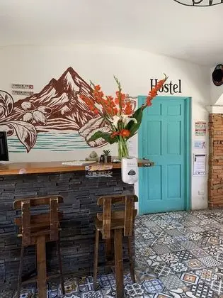 Nikikot Hotel and Hostal Food & Drink - Lobi