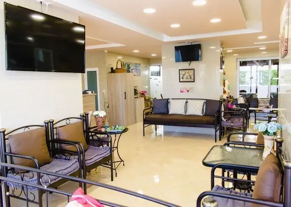 Nikolakakis Rooms Lavrio - Lobi