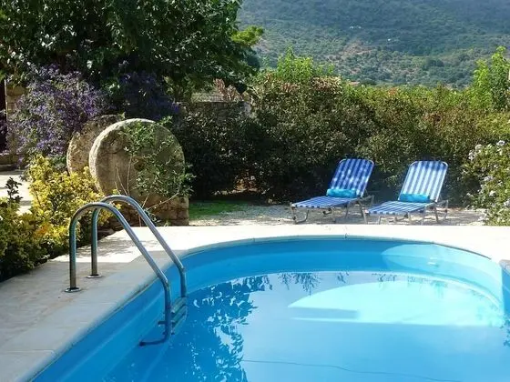 Villa Nikoletta Cretan Country Life Dressed up for Best - Oda