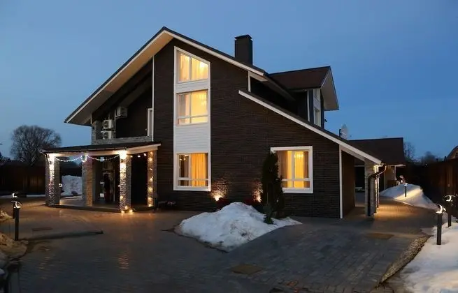 Nikolin Park Guest House