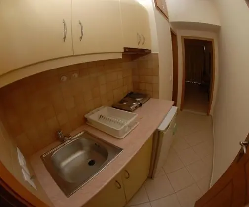 Nikos Hotel and Apartments - Mutfak