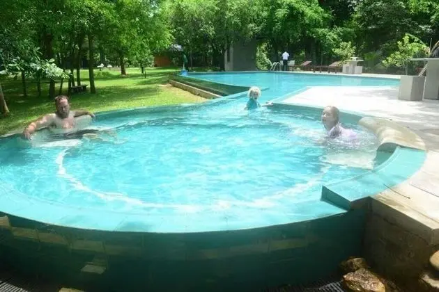Nil diya mankada safari lodge - Havuz