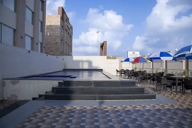 Hotel Niladri Premium - Havuz