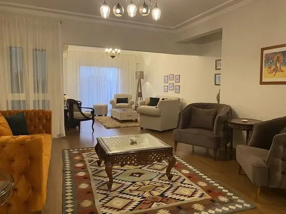 Nile View 2-bed Apartment in Zamalek Cairo - İç Mekan