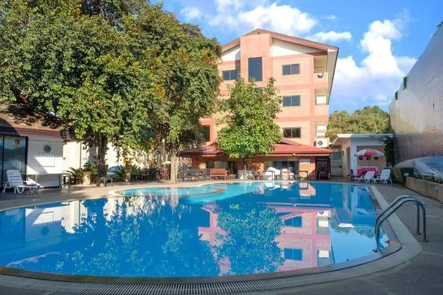 Nim Hotel - 1