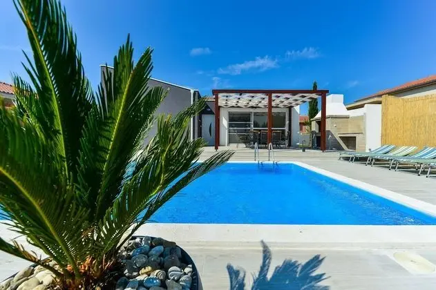 Villa Nina