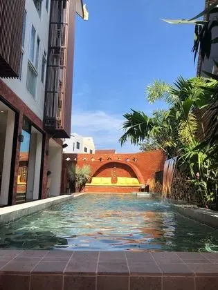 Nine Hotel Chiangmai - Havuz