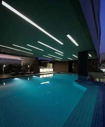 Nine Forty One Hotel - Havuz
