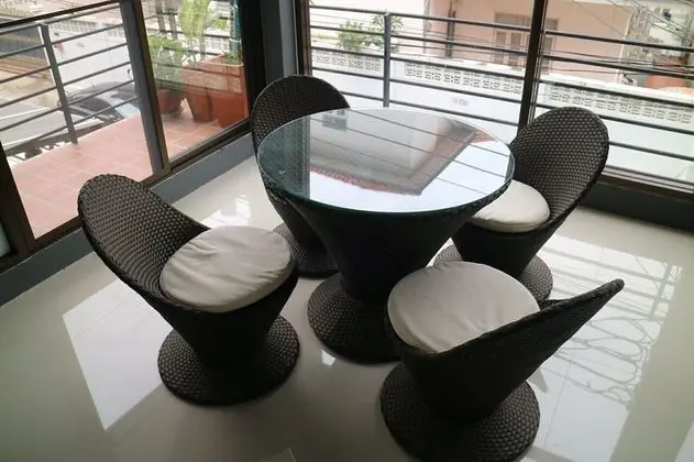 Nine Place Sukhumvit 46 - Lobi