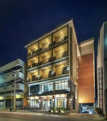 Nine River Hotel