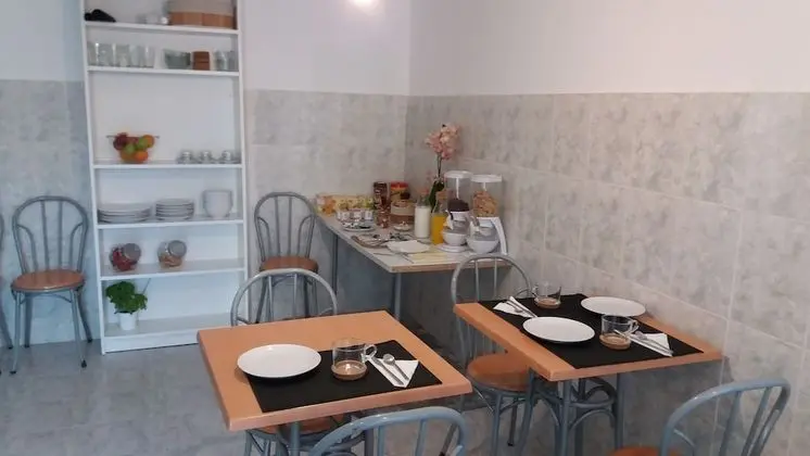 Nine Senses Guest House - Kahvaltı