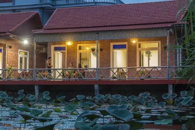 Ninh Binh Mountain Side Homestay & Cafe